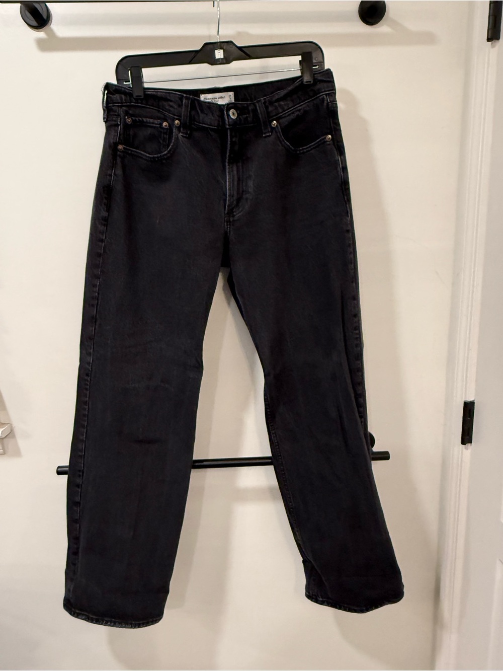 Abercrombie & Fitch Women’s low rise baggy Black Jeans size 29